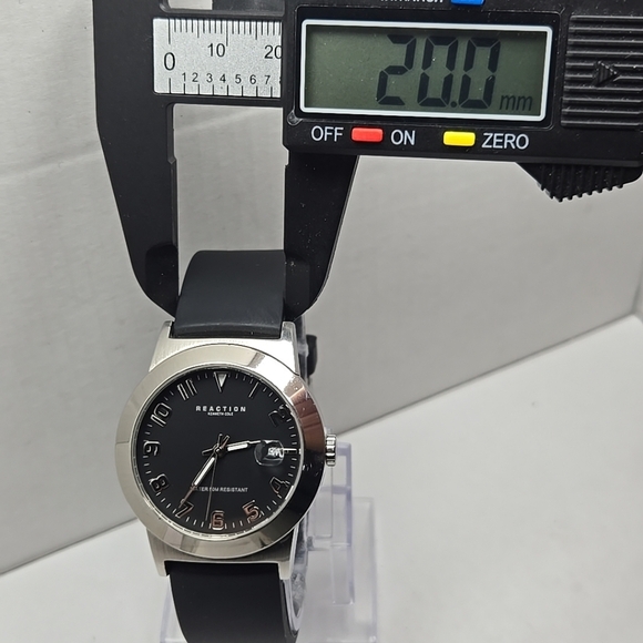 Vintage Mens Kenneth Reaction Silver Tone Quartz Date Watch New Battery RK1001 - Picture 5 of 10